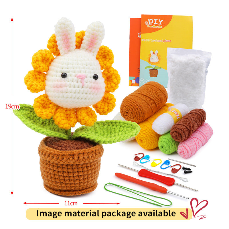 Crochet bunny sunflower, soft cotton yarn detail | Knoblom
