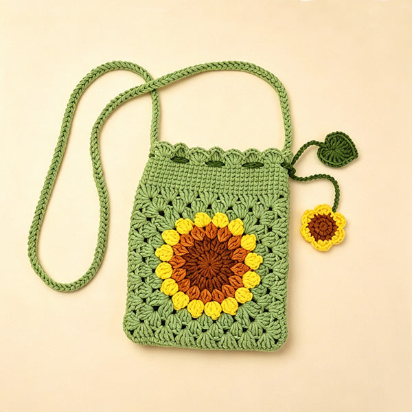 Crochet sunflower bag interior and strap detail | Knoblom