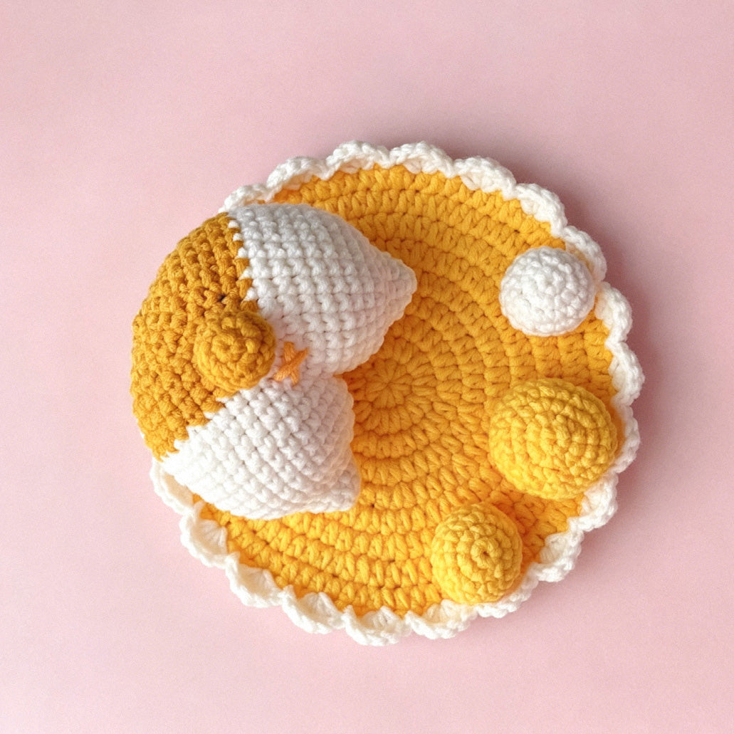 Handmade crochet duck phone stand, lightweight and portable | Knoblom