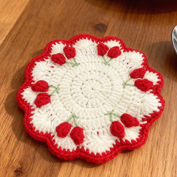 Handmade crochet tulip coaster, side detail view | Knoblom